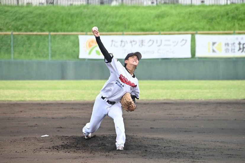 独立リーグ現役時代の投球（リリースの瞬間）